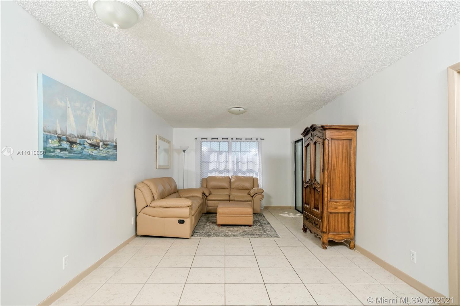 2355 Linton Ridge Circle, Unit F2 Delray Beach, FL 33444 - Photo 7 of 17 Gallery Image 7