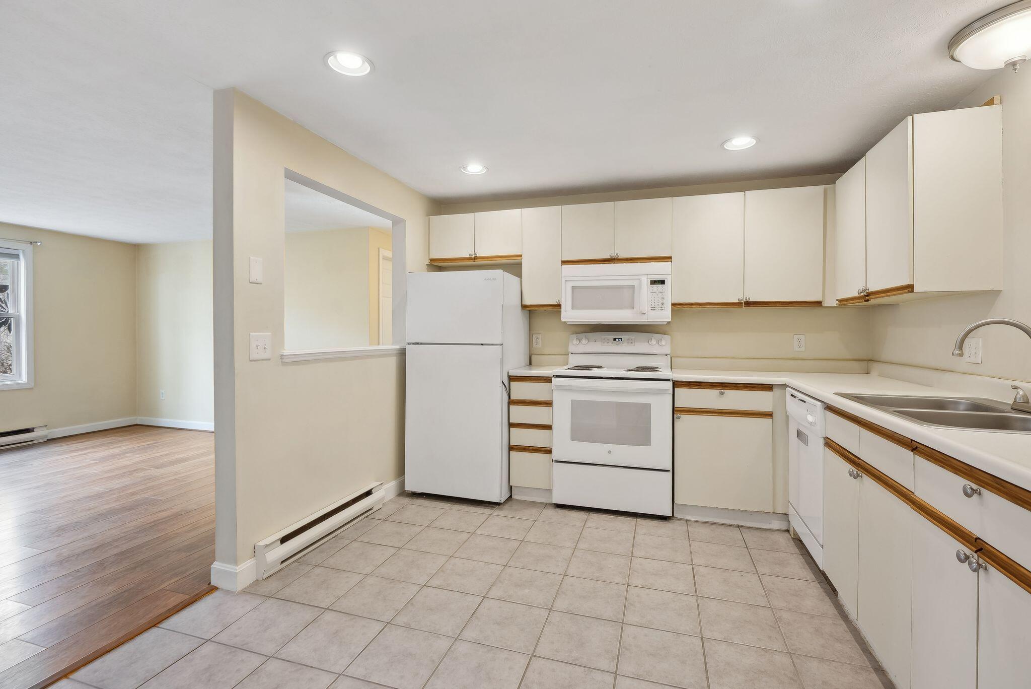 34 Ocean Park Road, Unit 5 Saco, ME 04072 - Photo 8 of 28 19_DSC09717
