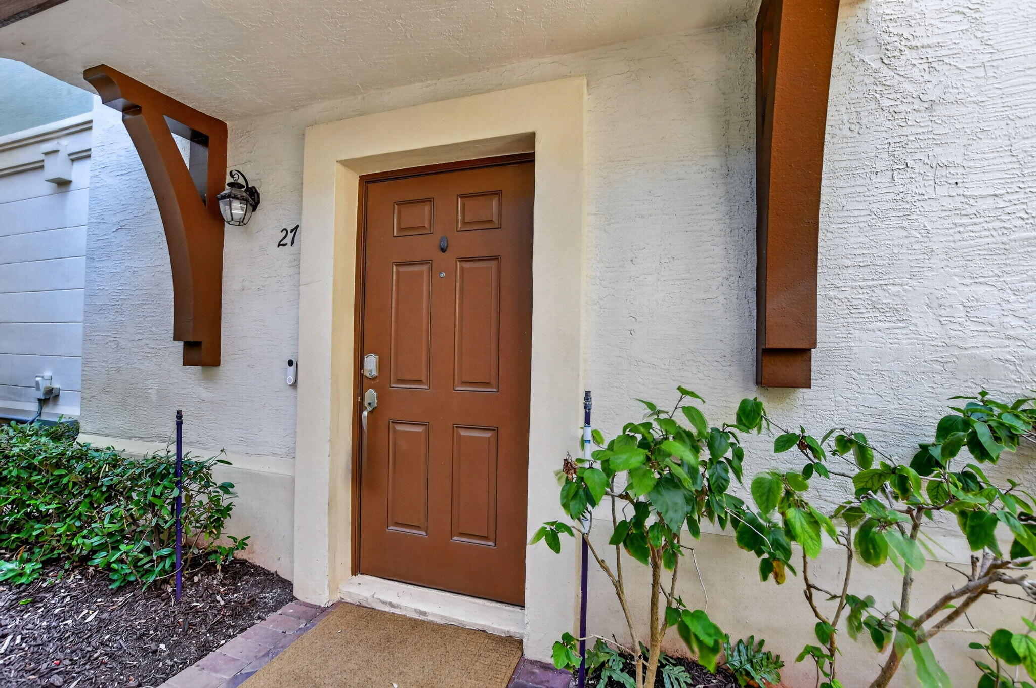 27 Northwest Hawthorne Place Boca Raton, FL 33432 - Photo 3 of 52 9-web-or-mls-DSC_0899