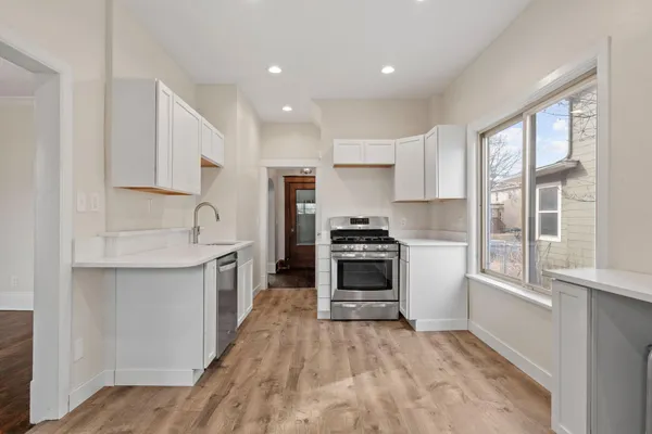 $275,000 | 959 Carroll Avenue, St. Paul, MN 55104