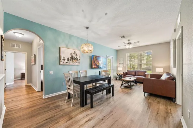 $449,900 | 4024 Breakview Drive, Unit 10404, Orlando, FL 32819