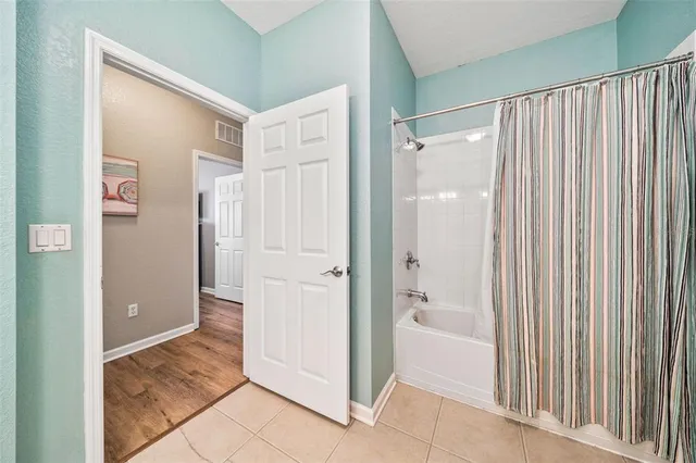 $449,900 | 4024 Breakview Drive, Unit 10404, Orlando, FL 32819