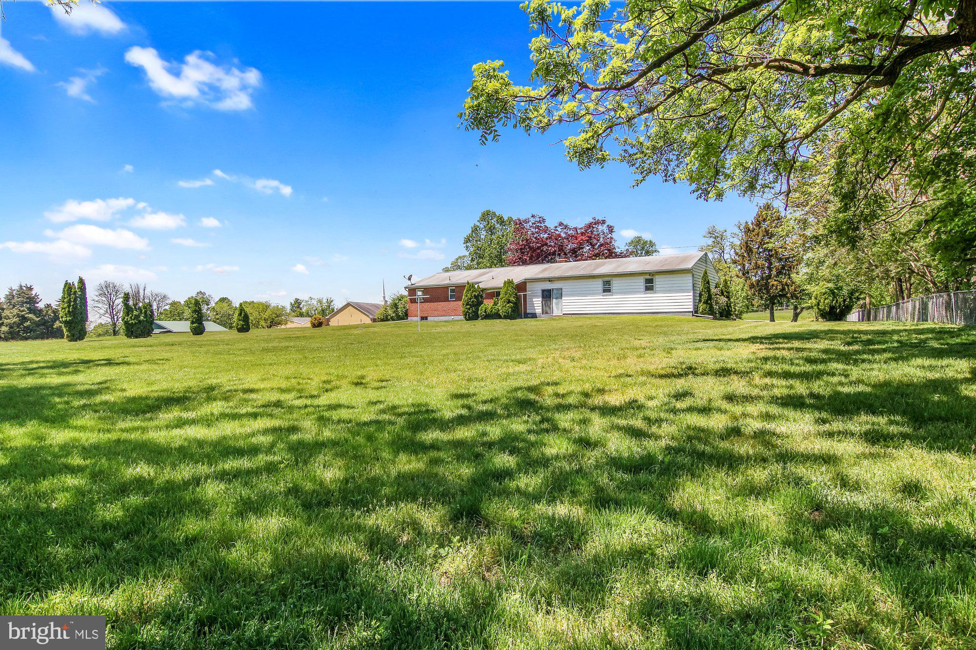 2607 Colebrook Road Elizabethtown, PA 17022 - Photo 16 of 17 Yard