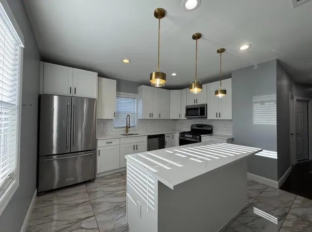 $3,000 | 243 Hamilton Place, Unit 2, Hackensack, NJ 07601