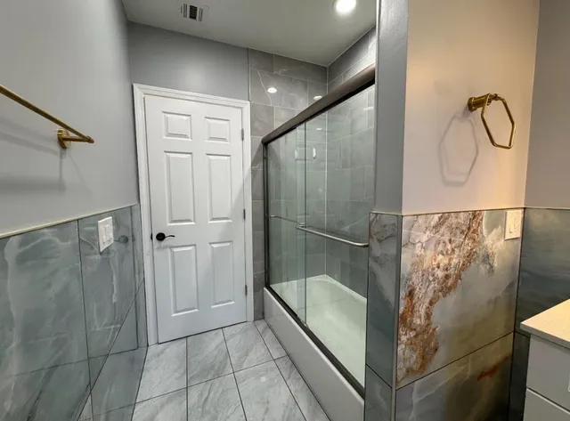 $3,000 | 243 Hamilton Place, Unit 2, Hackensack, NJ 07601