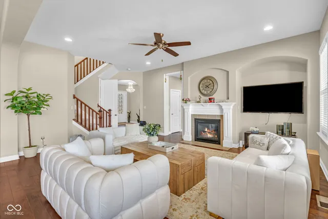 $900,000 | 7211 Bellini Lane, Indianapolis, IN 46259