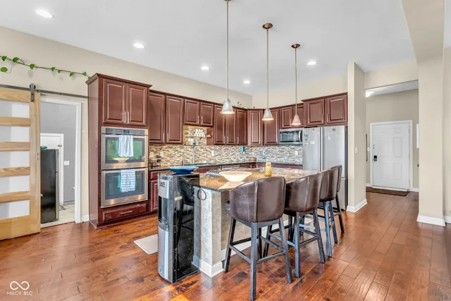 $900,000 | 7211 Bellini Lane, Indianapolis, IN 46259