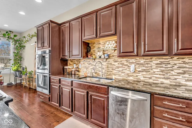 $900,000 | 7211 Bellini Lane, Indianapolis, IN 46259