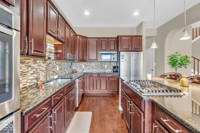 $900,000 | 7211 Bellini Lane, Indianapolis, IN 46259