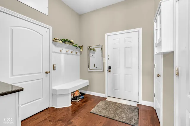 $900,000 | 7211 Bellini Lane, Indianapolis, IN 46259