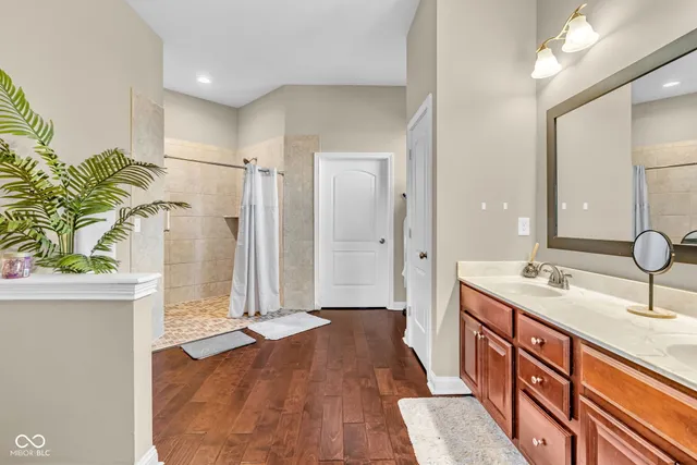 $900,000 | 7211 Bellini Lane, Indianapolis, IN 46259