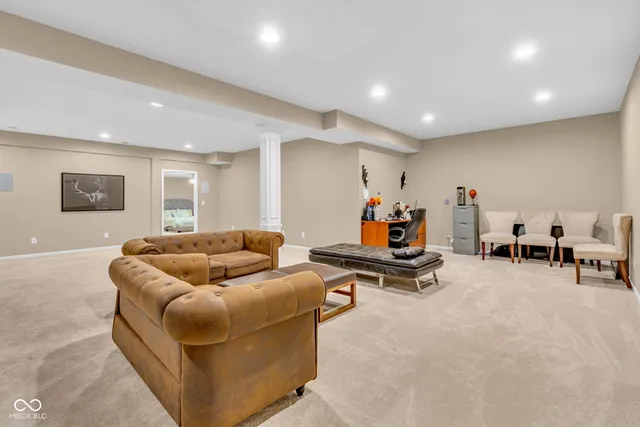 $900,000 | 7211 Bellini Lane, Indianapolis, IN 46259