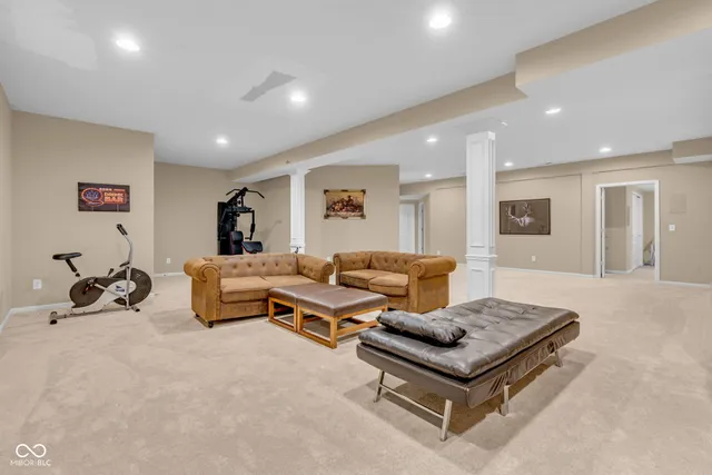 $900,000 | 7211 Bellini Lane, Indianapolis, IN 46259