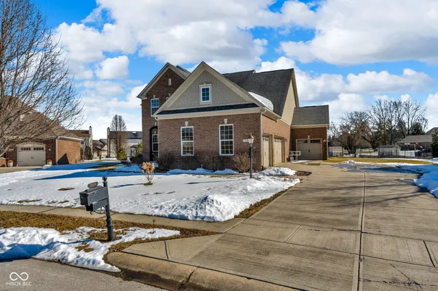 $900,000 | 7211 Bellini Lane, Indianapolis, IN 46259