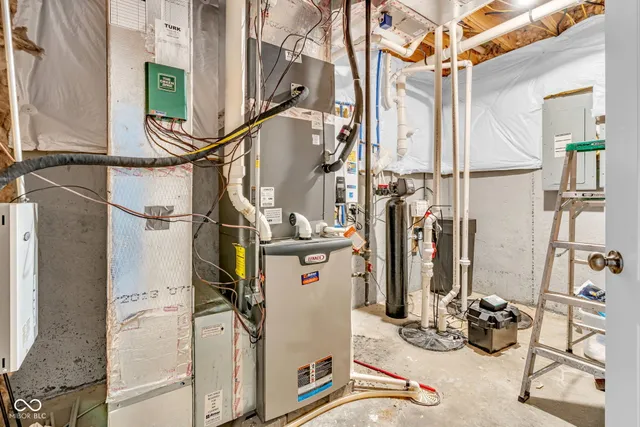 $900,000 | 7211 Bellini Lane, Indianapolis, IN 46259