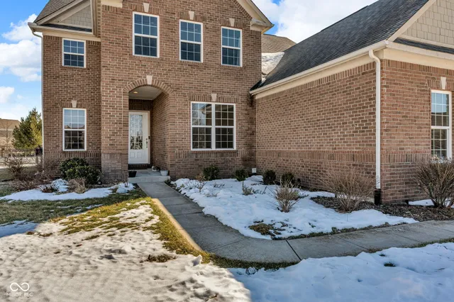 $900,000 | 7211 Bellini Lane, Indianapolis, IN 46259