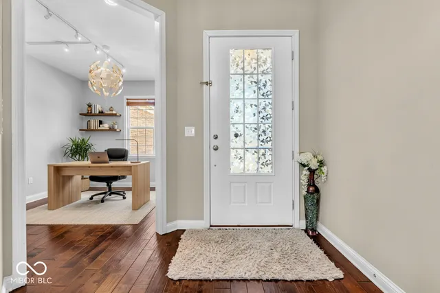 $900,000 | 7211 Bellini Lane, Indianapolis, IN 46259