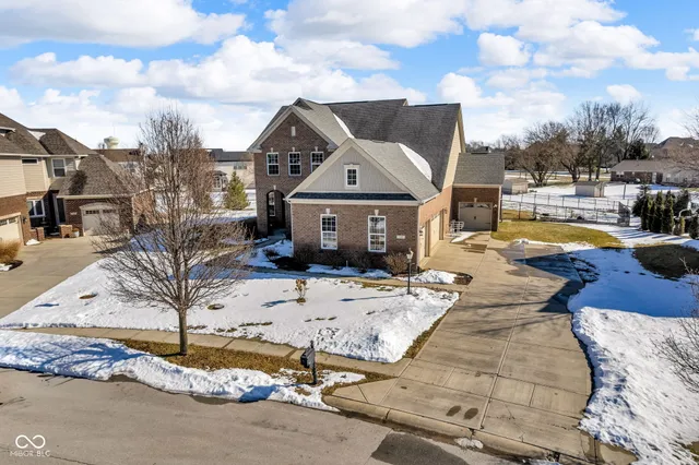 $900,000 | 7211 Bellini Lane, Indianapolis, IN 46259