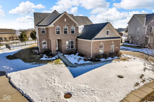 $900,000 | 7211 Bellini Lane, Indianapolis, IN 46259