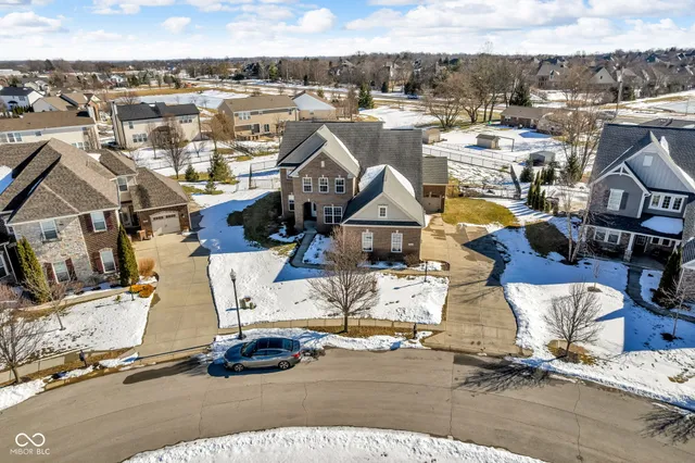 $900,000 | 7211 Bellini Lane, Indianapolis, IN 46259