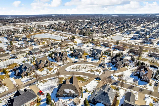 $900,000 | 7211 Bellini Lane, Indianapolis, IN 46259