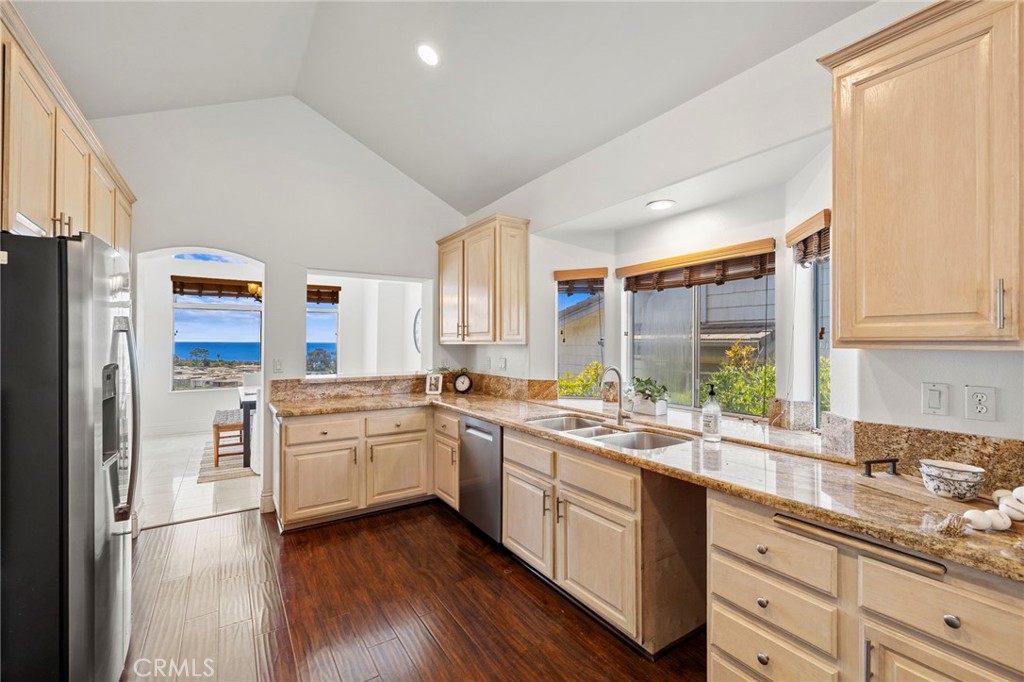 34042 Cambridge Road Dana Point, CA 92629 - Photo 5 of 24