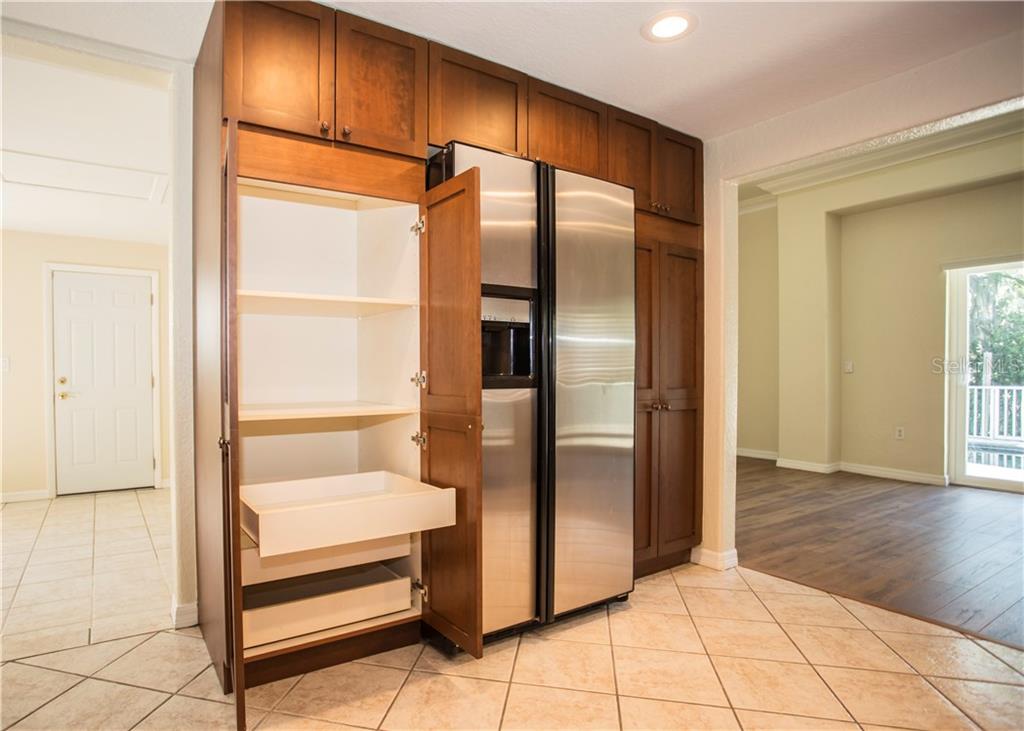 5524 Oak Ridge Avenue New Port Richey, FL 34652 - Photo 9 of 25 Gallery Image 9