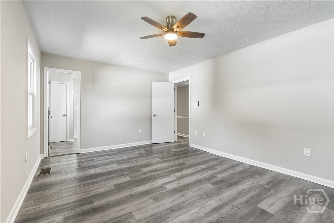 347 Riverbend Road Richmond Hill, GA 31324 - Photo 14 of 31