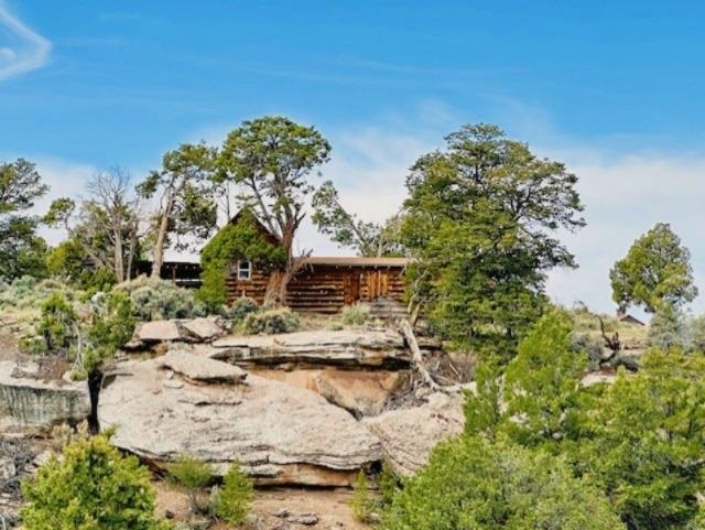 4511 South 16 1/2 Rd