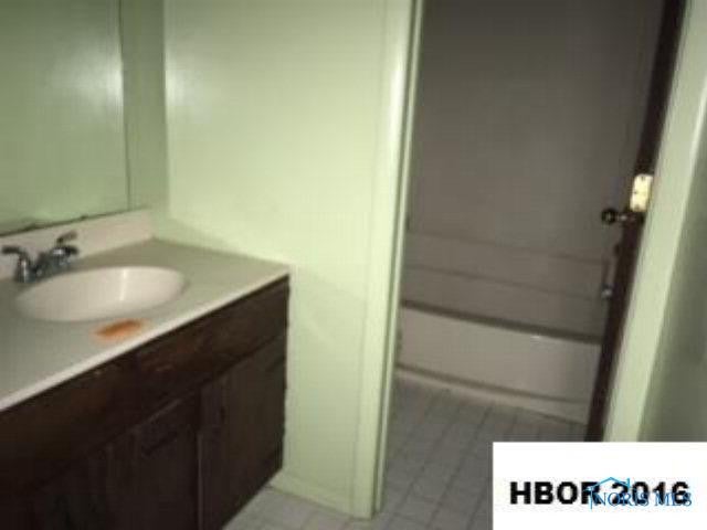 2500 Westmoor Road Findlay, OH 45840 - Photo 2 of 12 Photo 2