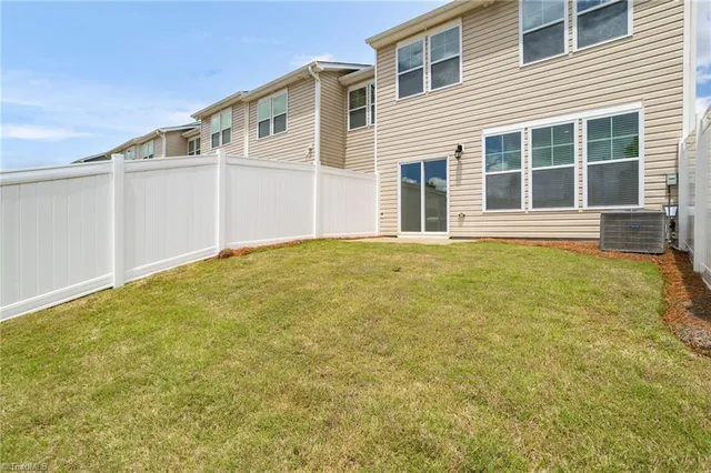 $298,400 | 1230 Evelynnview Lane, Kernersville, NC 27284