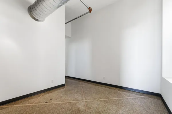 $275,000 | 350 St Peter Street, Unit 909, St. Paul, MN 55102