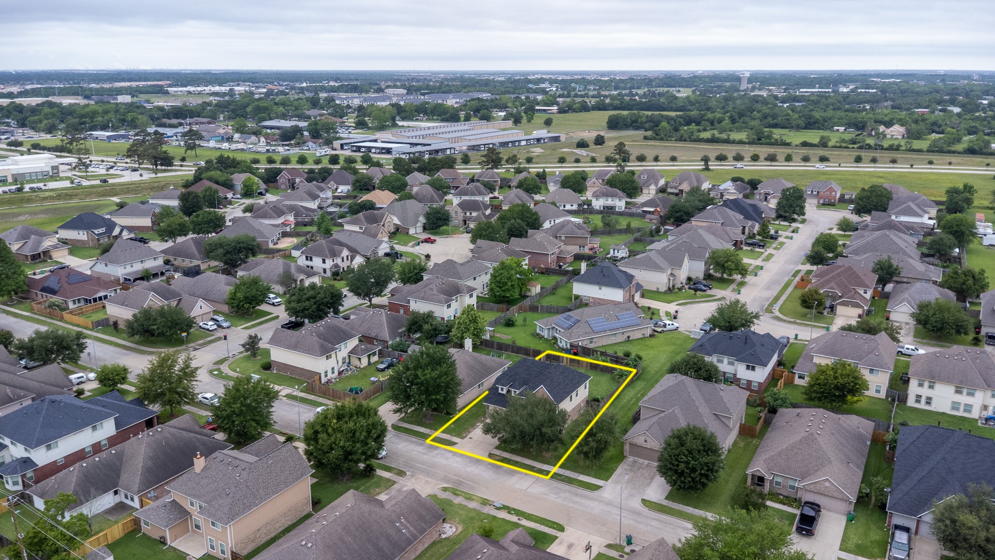 921 Sage Street Baytown, TX 77521 - Photo 3 of 38