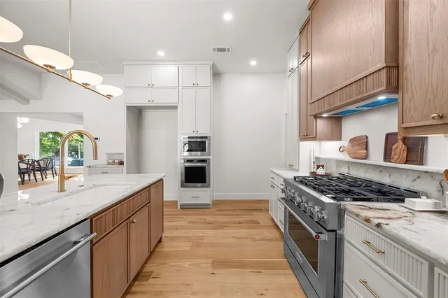 $1,225,000 | 7615 Dunoon Avenue, Dallas, TX 75248