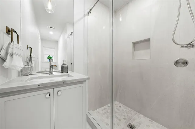 $1,225,000 | 7615 Dunoon Avenue, Dallas, TX 75248