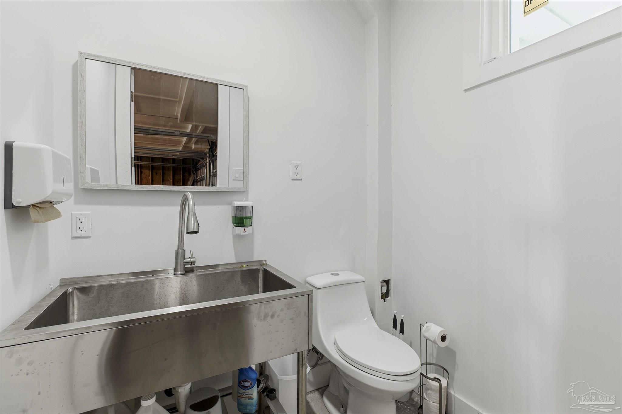 5402 North Shore Road Pensacola, FL 32507 - Photo 55 of 72