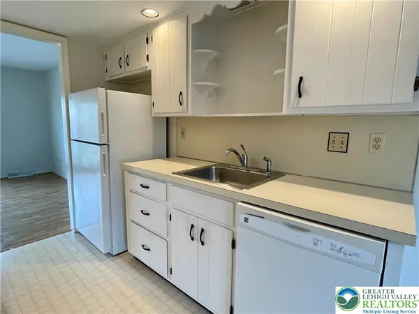 $1,895 | 573 Ponds Edge Lane, Unit A4, Allentown, PA 18104