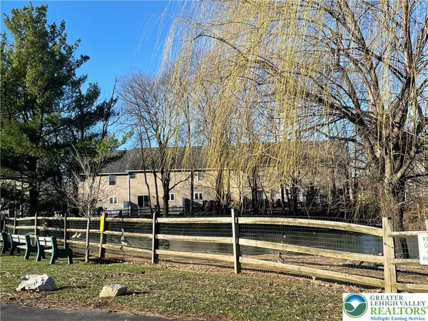 $1,895 | 573 Ponds Edge Lane, Unit A4, Allentown, PA 18104