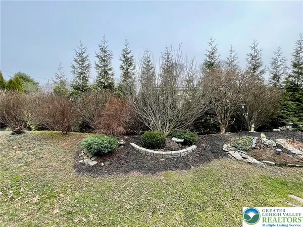 $1,895 | 573 Ponds Edge Lane, Unit A4, Allentown, PA 18104