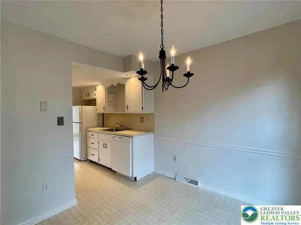 $1,895 | 573 Ponds Edge Lane, Unit A4, Allentown, PA 18104