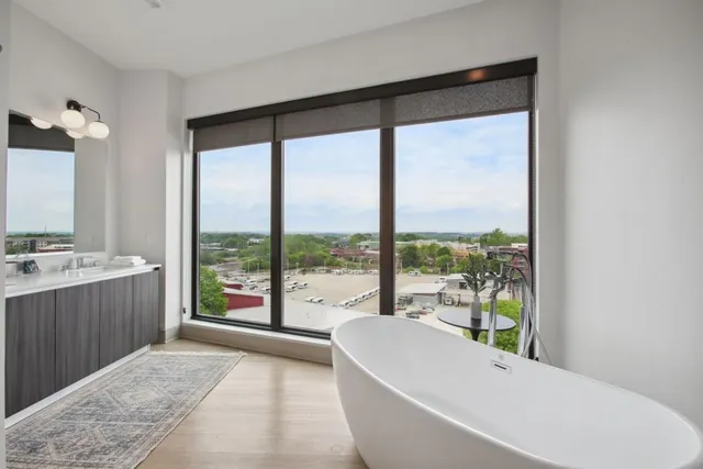 $5,850 | 1050 Howell Mill Road, Unit 2, Atlanta, GA 30318