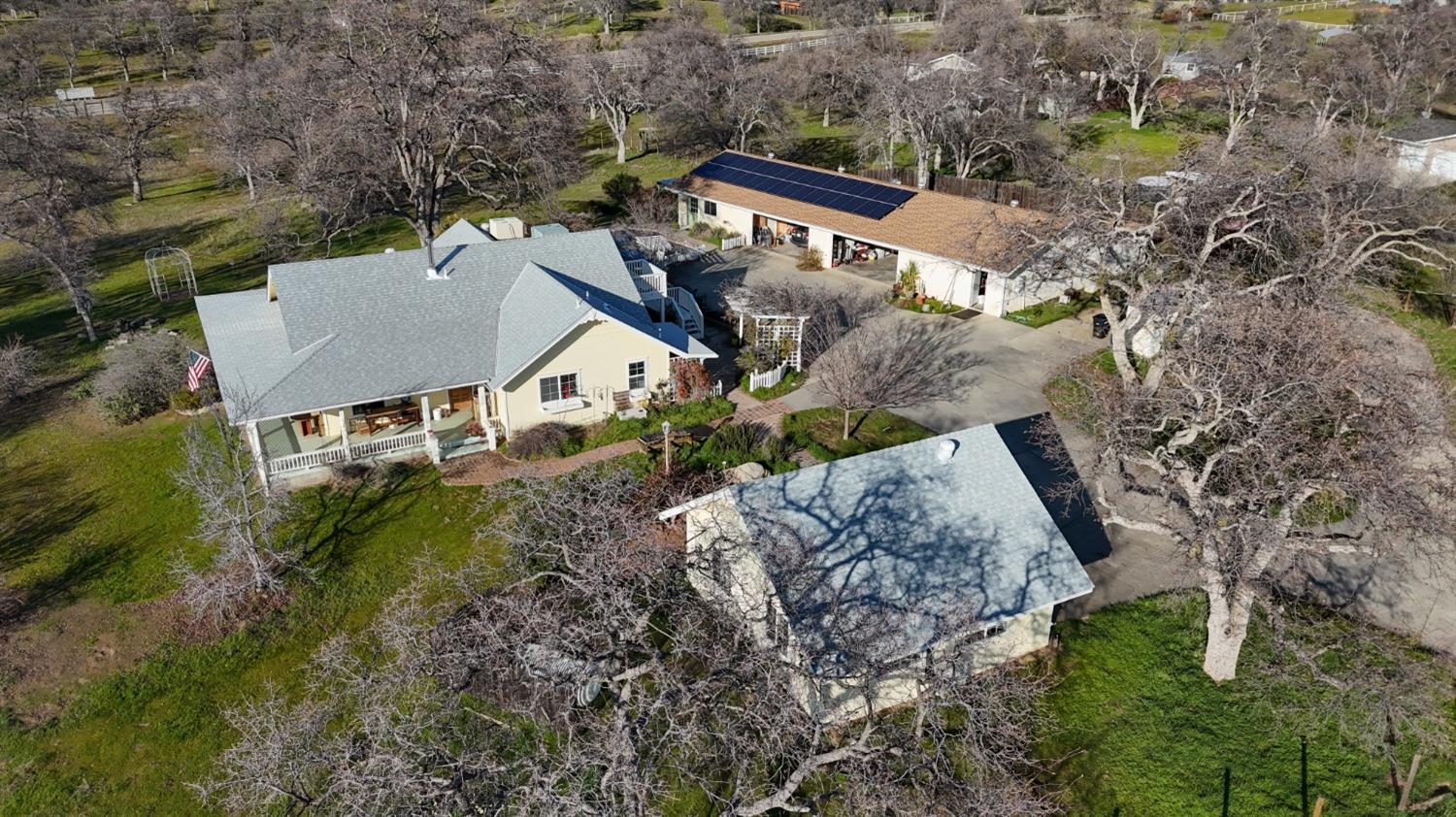 40817 Angus Road Coarsegold, CA 93614 - Photo 28 of 70 Main home, craft studio, garage w/ apartment
