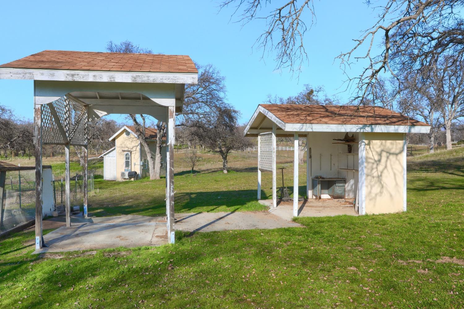 40817 Angus Road Coarsegold, CA 93614 - Photo 58 of 70 Mower shed
