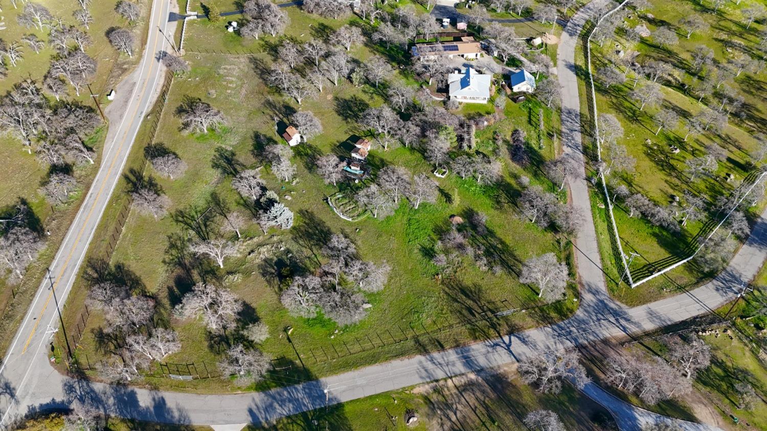 40817 Angus Road Coarsegold, CA 93614 - Photo 65 of 70 Gallery Image 65