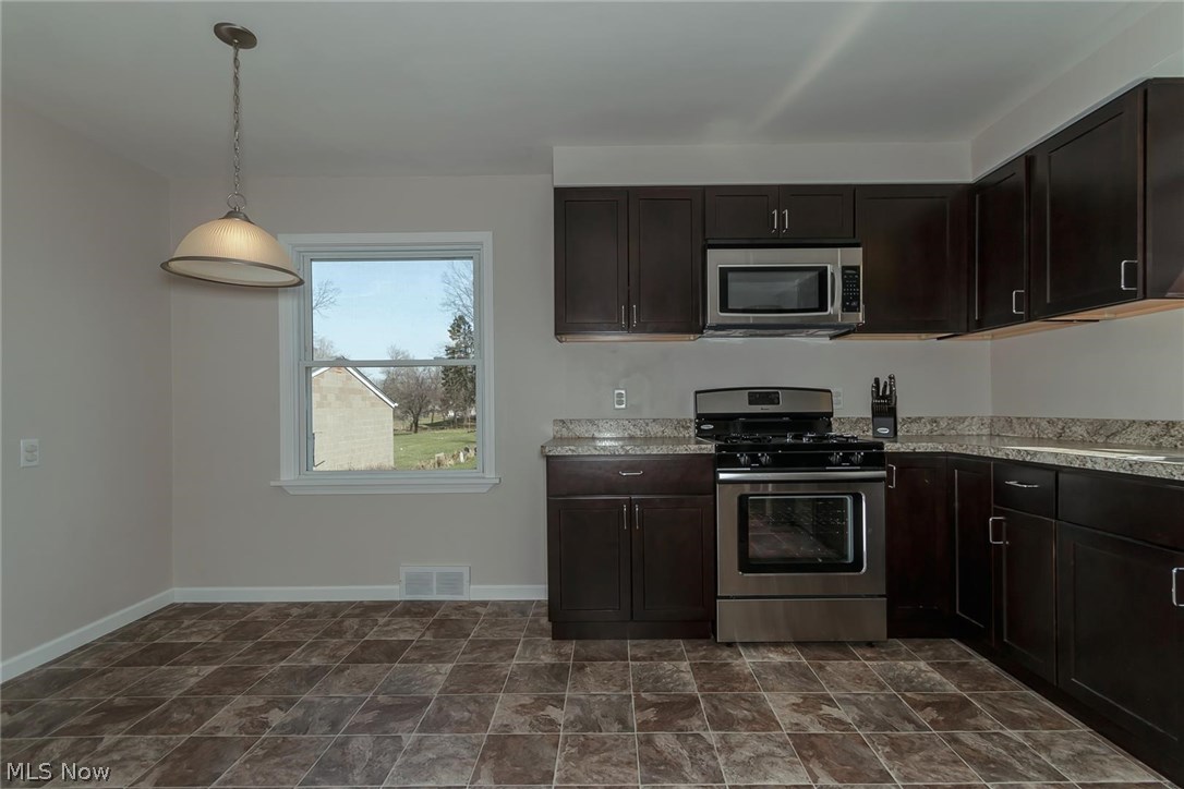 1737 Rockefeller Road Wickliffe, OH 44092 - Photo 7 of 35 Gallery Image 7