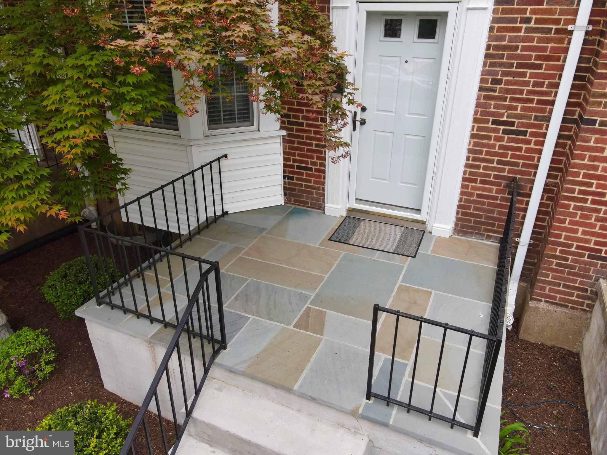 6451 Blenheim Road Baltimore, MD 21212 - Photo 2 of 31