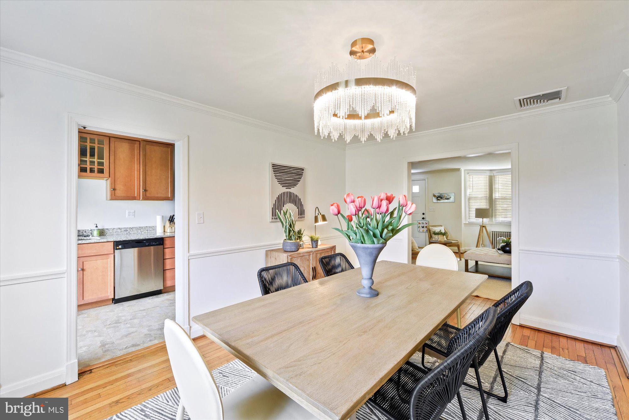 6451 Blenheim Road Baltimore, MD 21212 - Photo 8 of 31