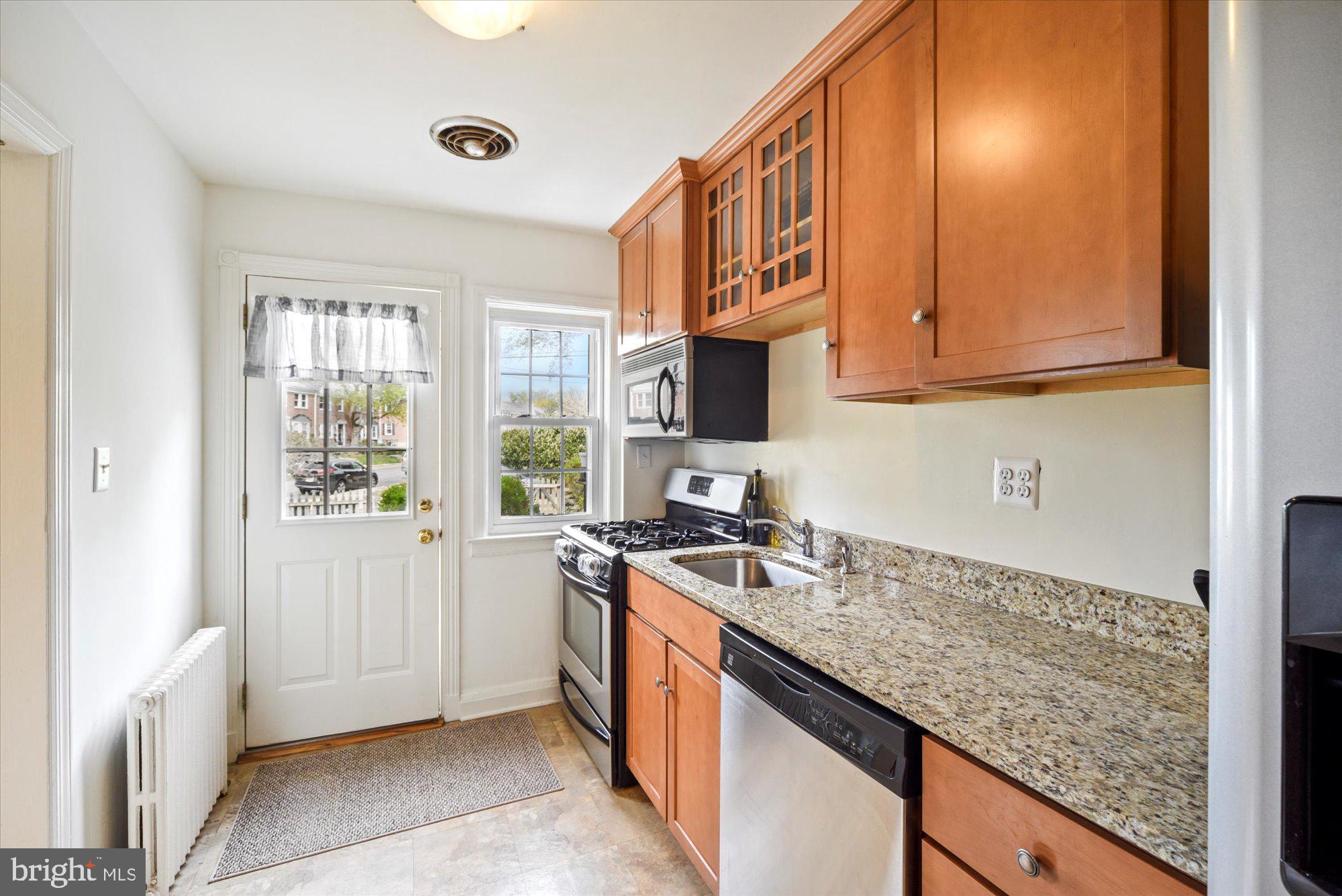 6451 Blenheim Road Baltimore, MD 21212 - Photo 10 of 31