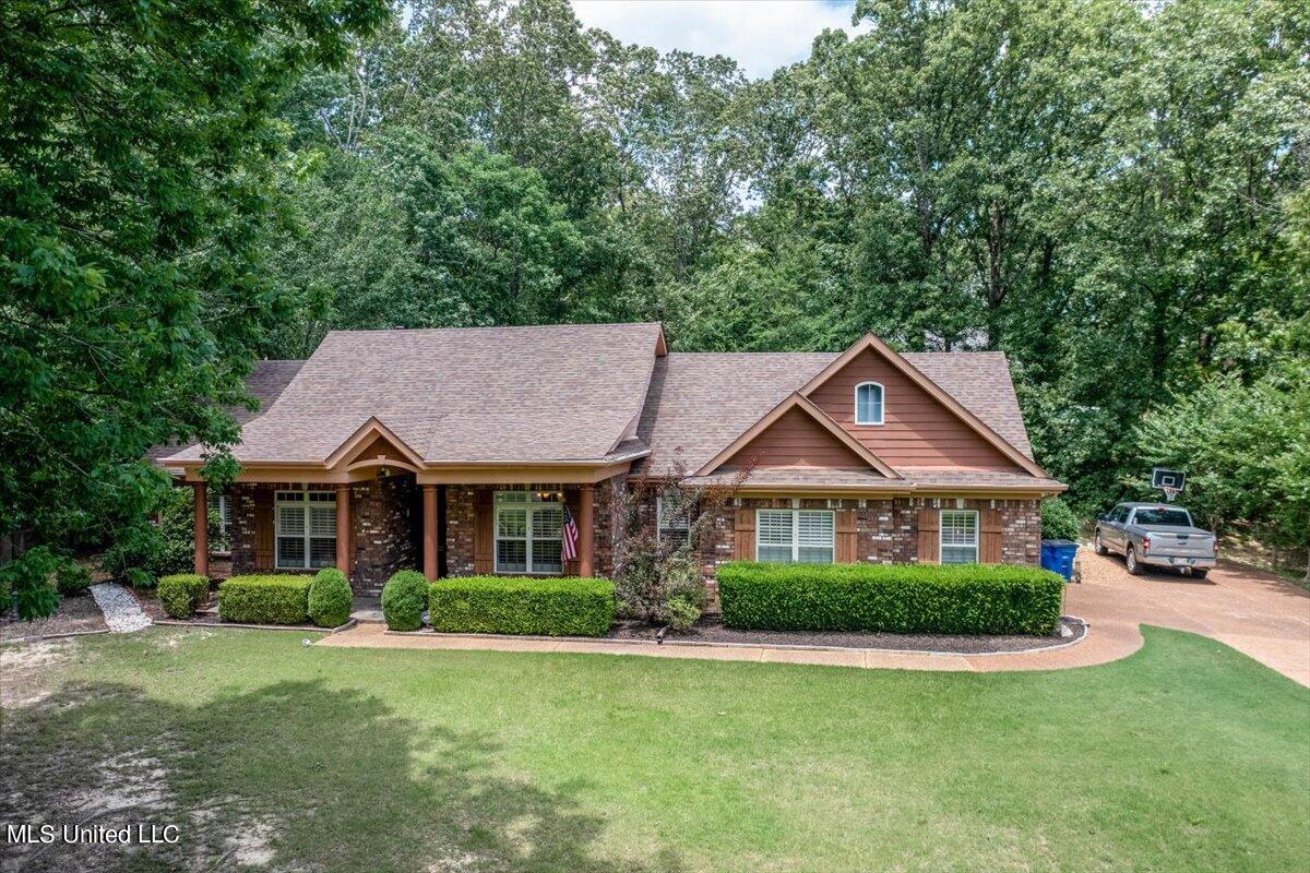 6268 Spring Crossing Olive Branch, MS 38654 - Photo 1 of 41 front