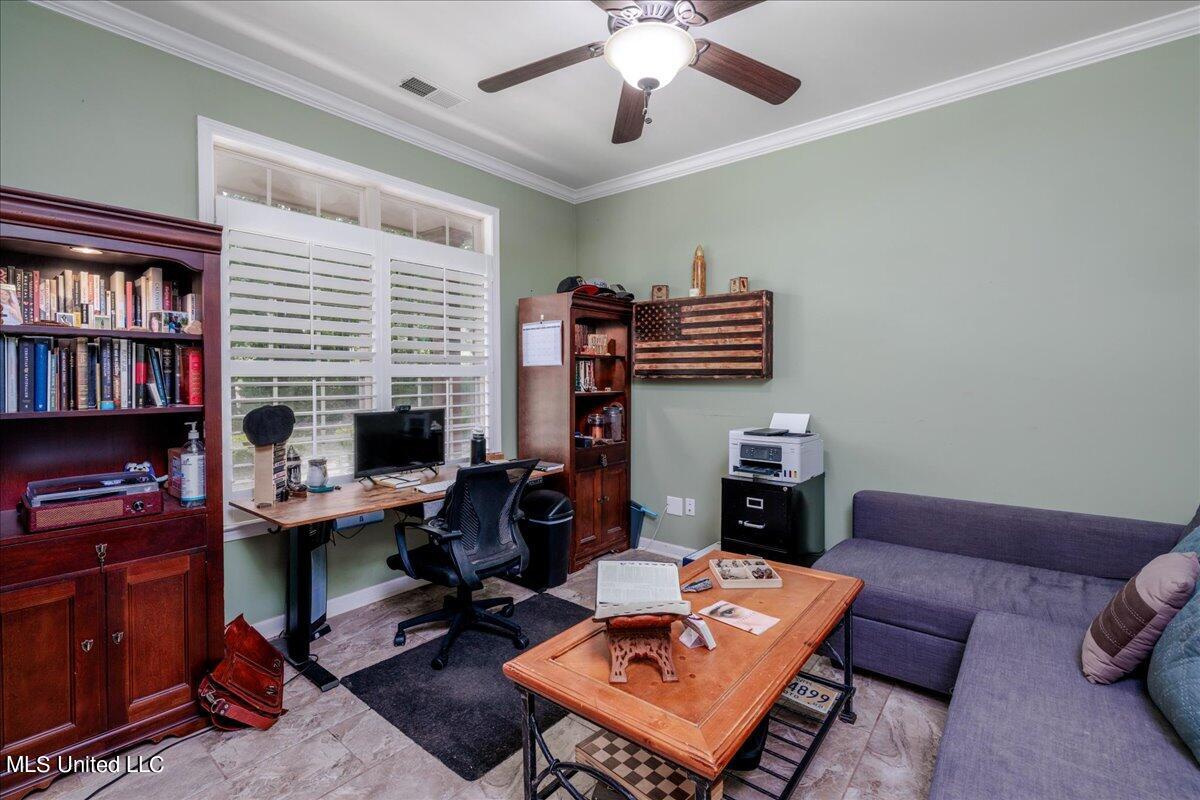 6268 Spring Crossing Olive Branch, MS 38654 - Photo 16 of 41 16-office